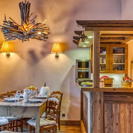 Au Coeur De 1850, 73m², 4 Pers, Proche Pistes, Balcon, Hammam, Wifi - Fr-1-631-164 Lägenhet Courchevel