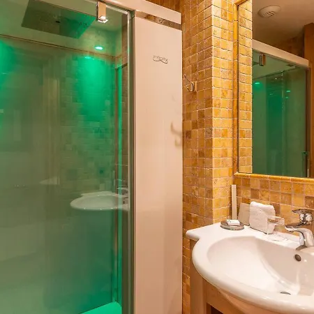 Au Coeur De 1850, 73m², 4 Pers, Proche Pistes, Balcon, Hammam, Wifi - Fr-1-631-164 *