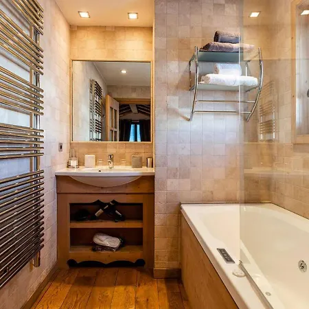 Apartment Au Coeur De 1850, 73m², 4 Pers, Proche Pistes, Balcon, Hammam, Wifi - Fr-1-631-164 Courchevel